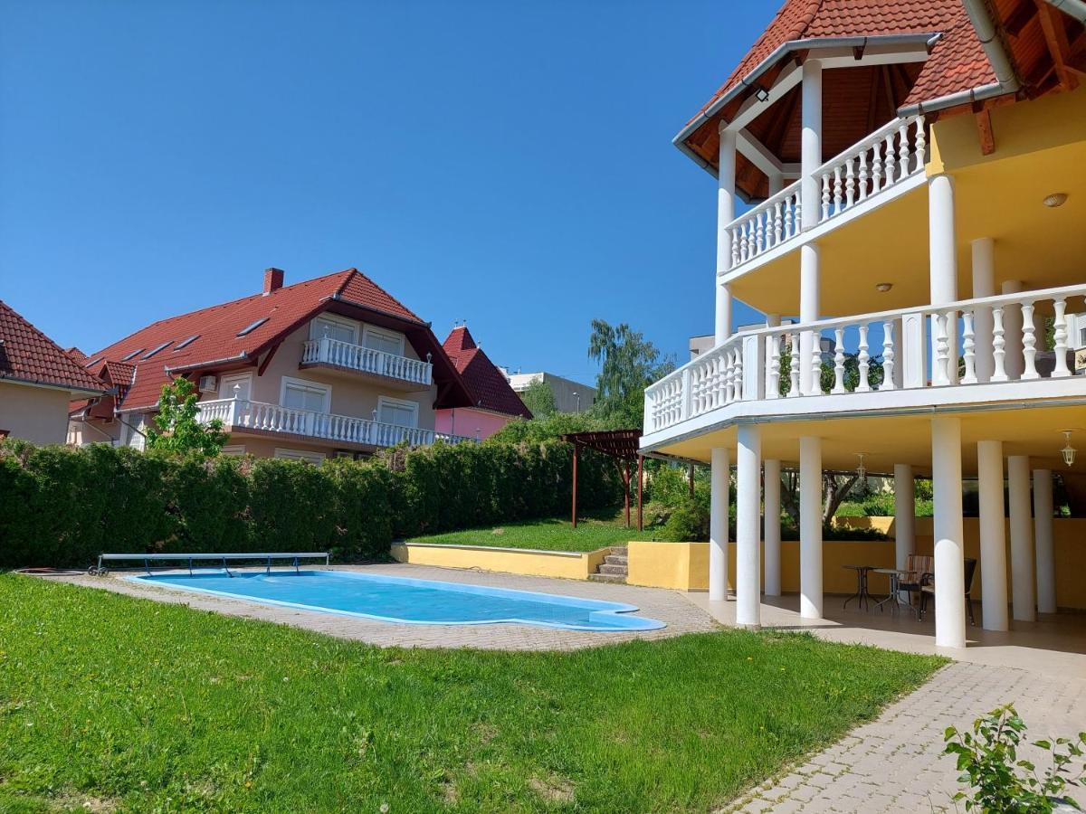 Villa Laar Hévíz Екстериор снимка